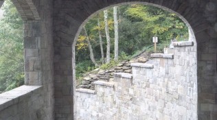 Arch Stone 21