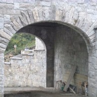 Arch Stone 23
